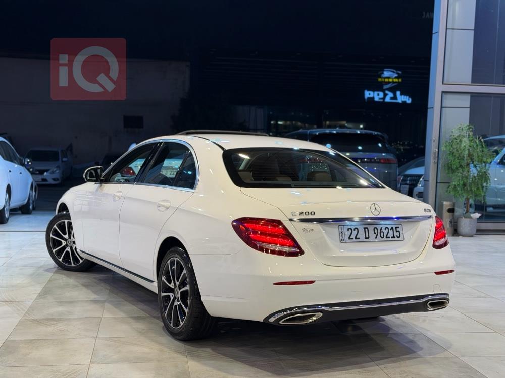 مرسيدس بنز E-Class